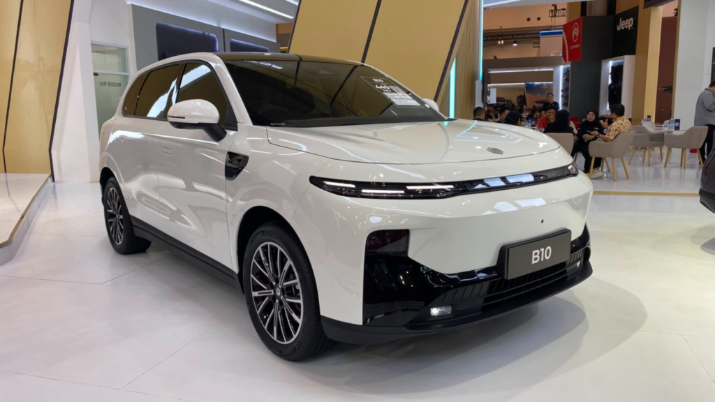 spesifikasi leapmotor b10
