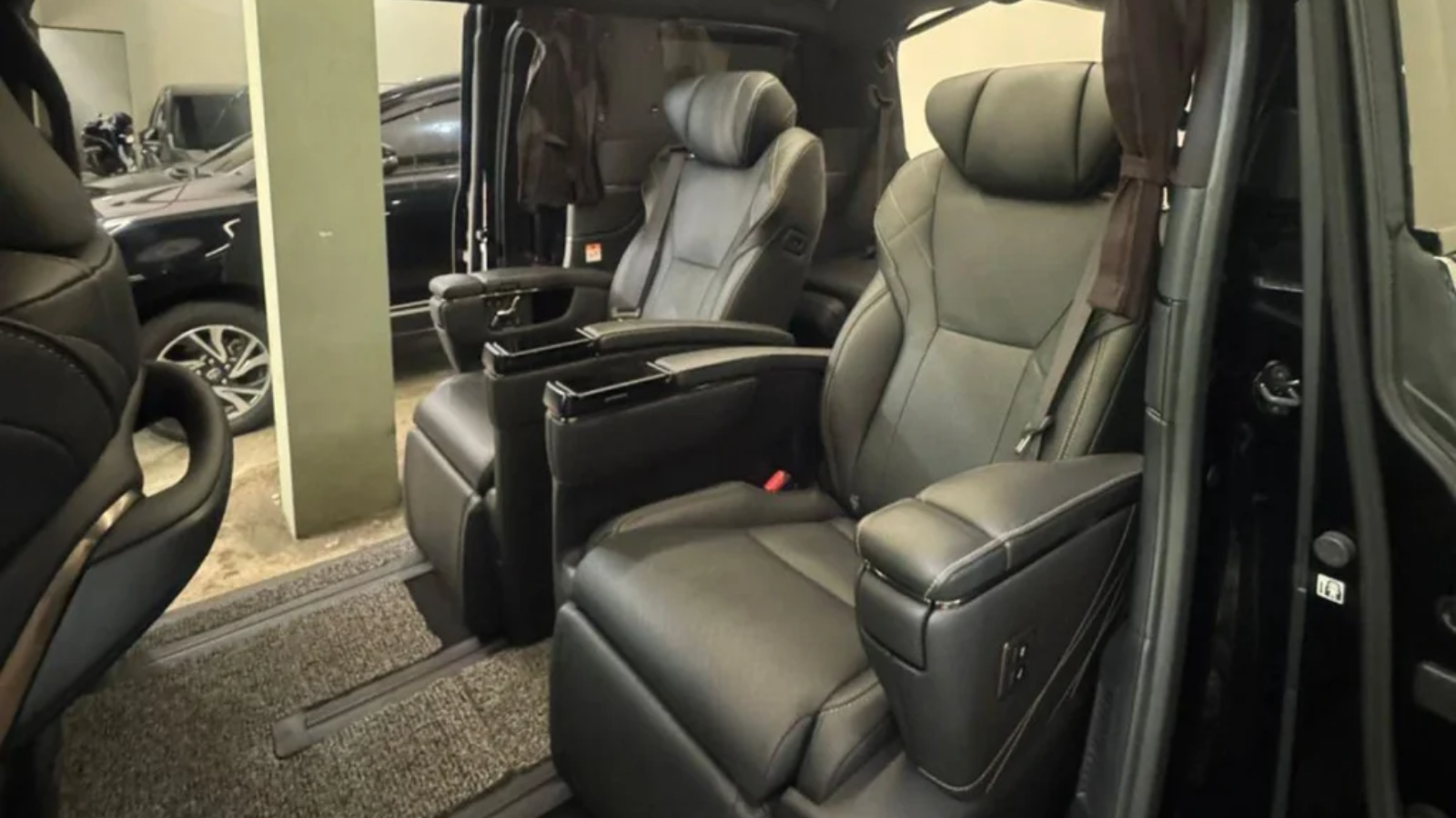 harga Toyota Alphard September 2026