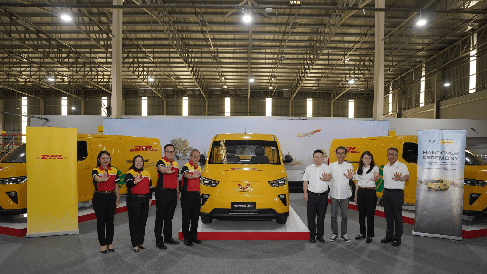 Wuling Mitra EV Blind Van